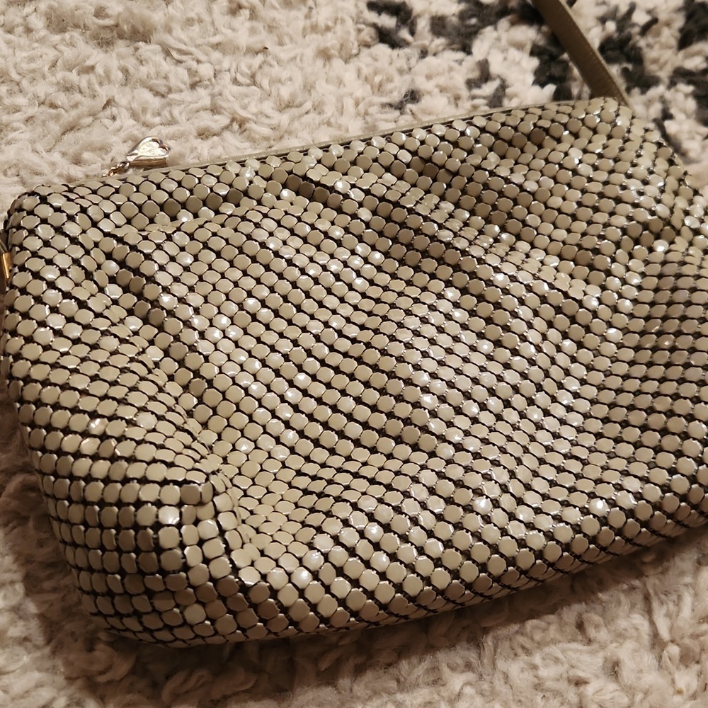 Whitney & Davis Chain Metal Vintage Shoulder Bag - Picture 3 of 5